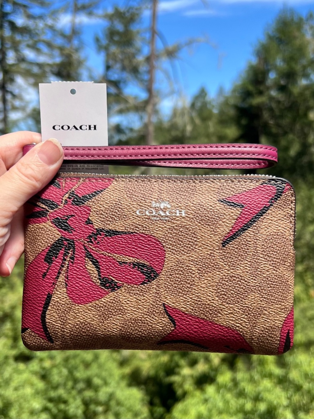 COACH Tan Pink Multi Wristlet Wallet Clutch Bow Print CZ440 Silver Hardware NWT